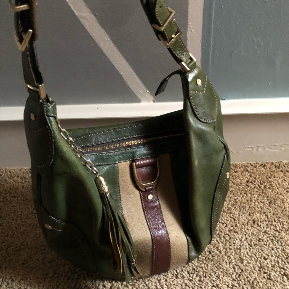 Hand bag